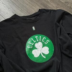 vintage Y2K faded black baggy Boston Celtics nba graphic longsleeve shirt